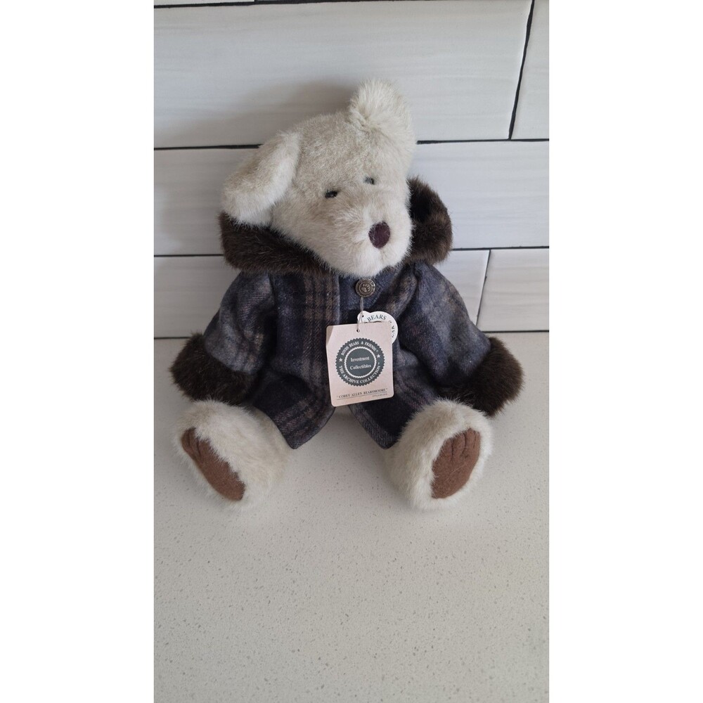 Boyds Bears & Friends Investment Collectibles “Corey Allen Bearsmore” #912616